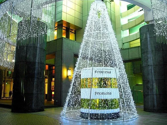 3Mx3M 400LED Outdoor Christmas Xmas String Fairy Wedding Curtain Light With Tail Plug EU/220V White