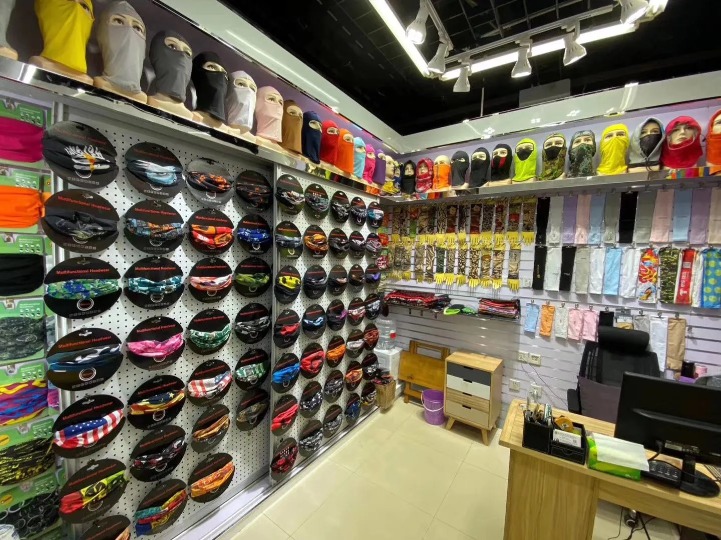 Custom Seamless Tube Scarf Microfiber Polyester Multifunctional Bandana Tubular Headwear for you club