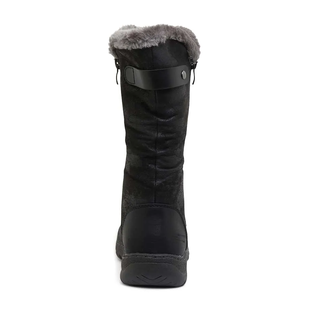 Element Boot in Black Smooth