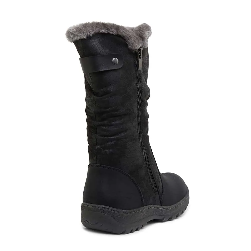 Element Boot in Black Smooth