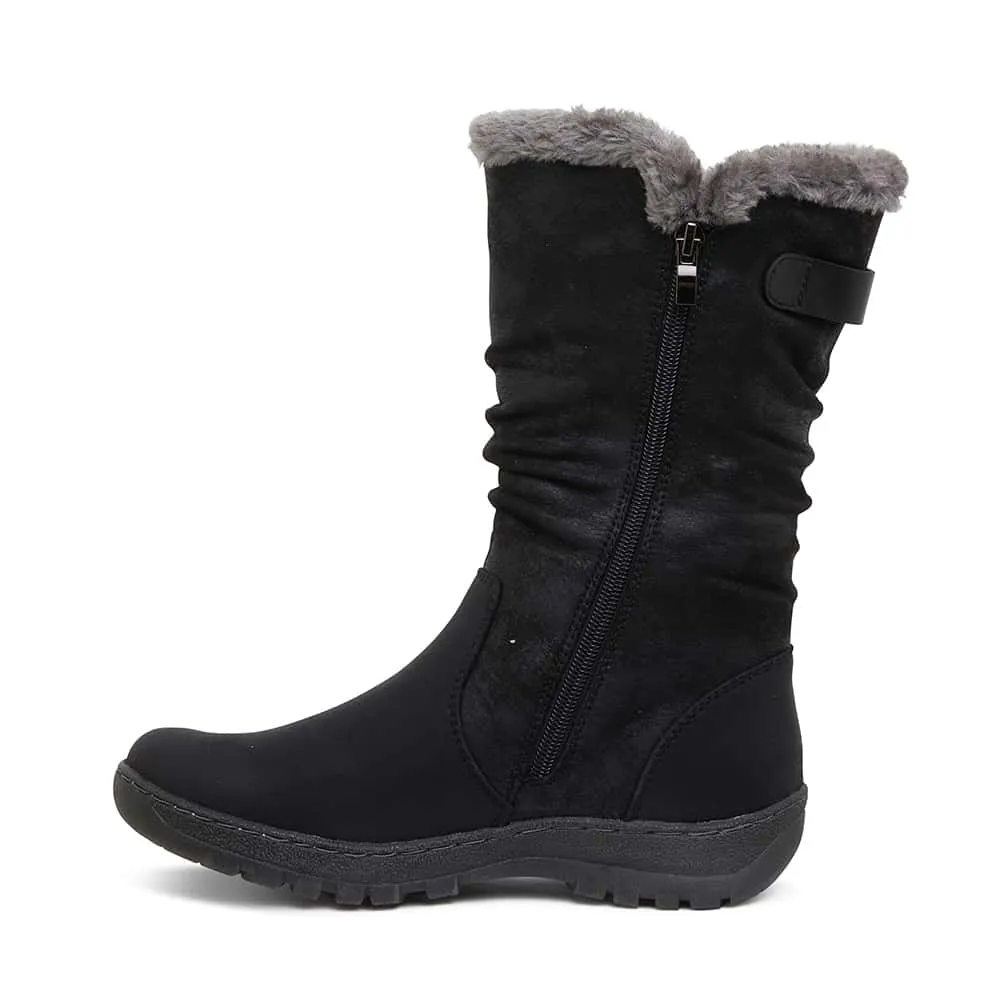Element Boot in Black Smooth