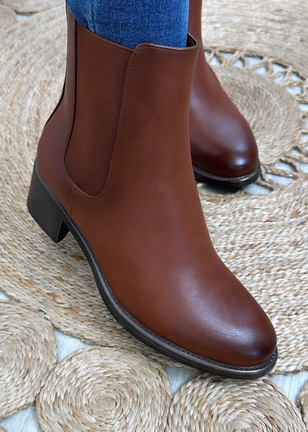 Evanna Camel Ankle Boots