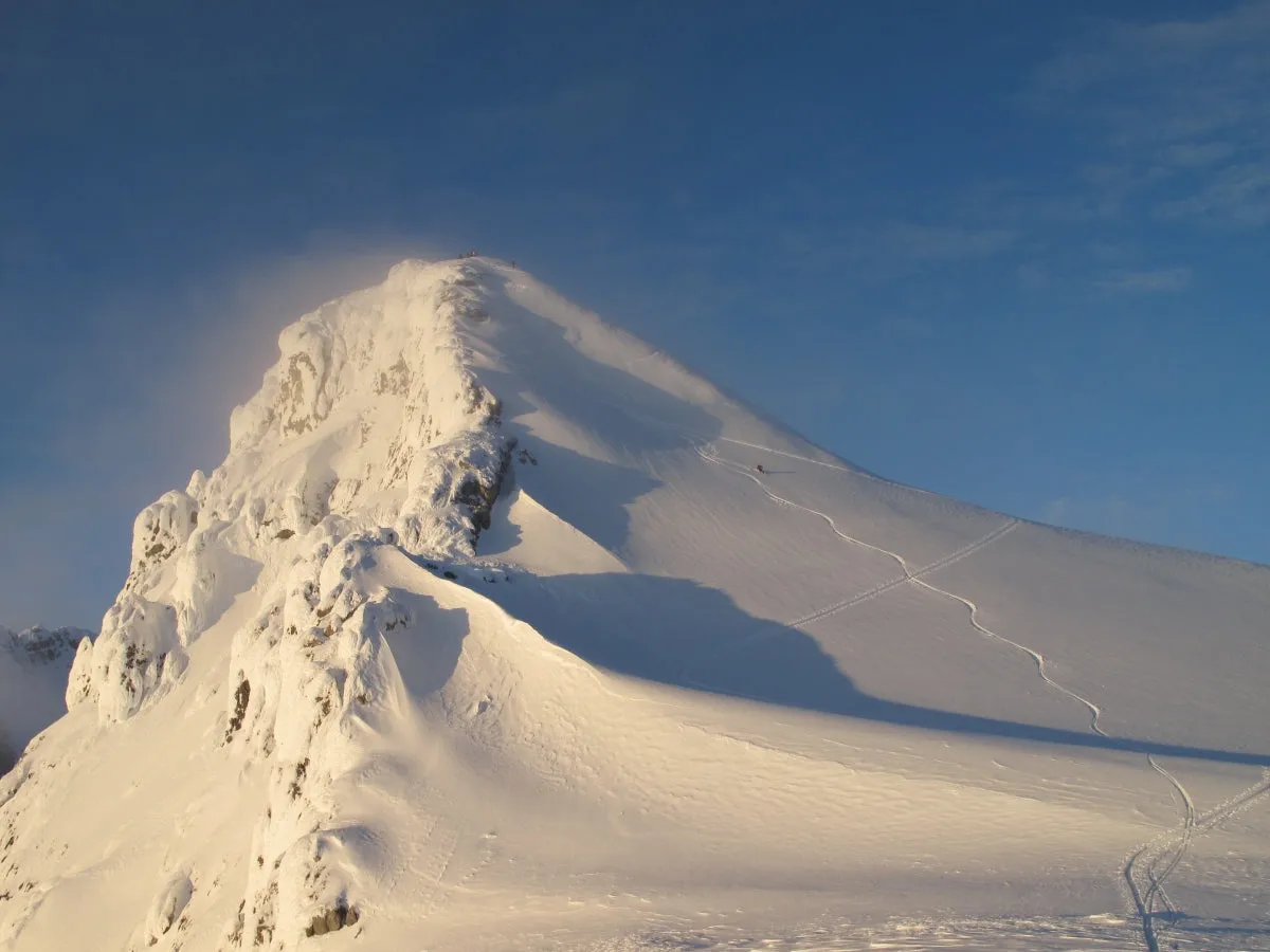 Icefall Lodge BC