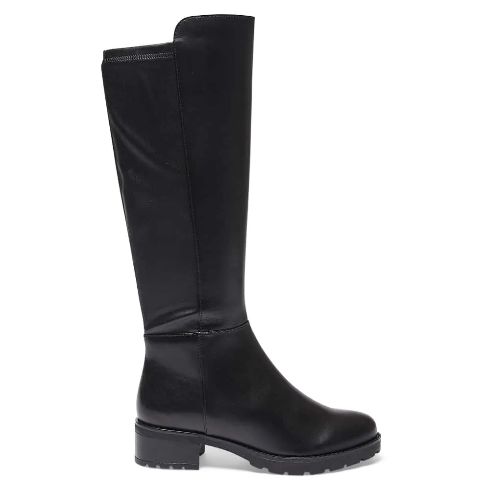 Innovate Boot in Black Leather