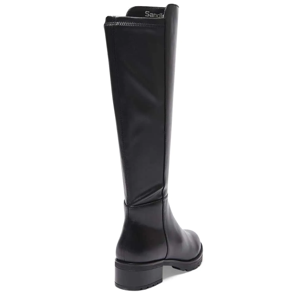 Innovate Boot in Black Leather