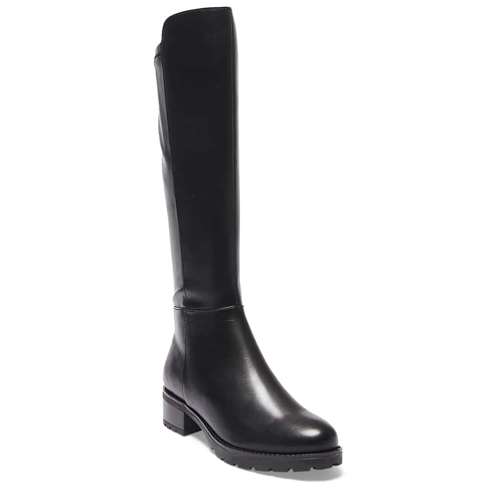 Innovate Boot in Black Leather