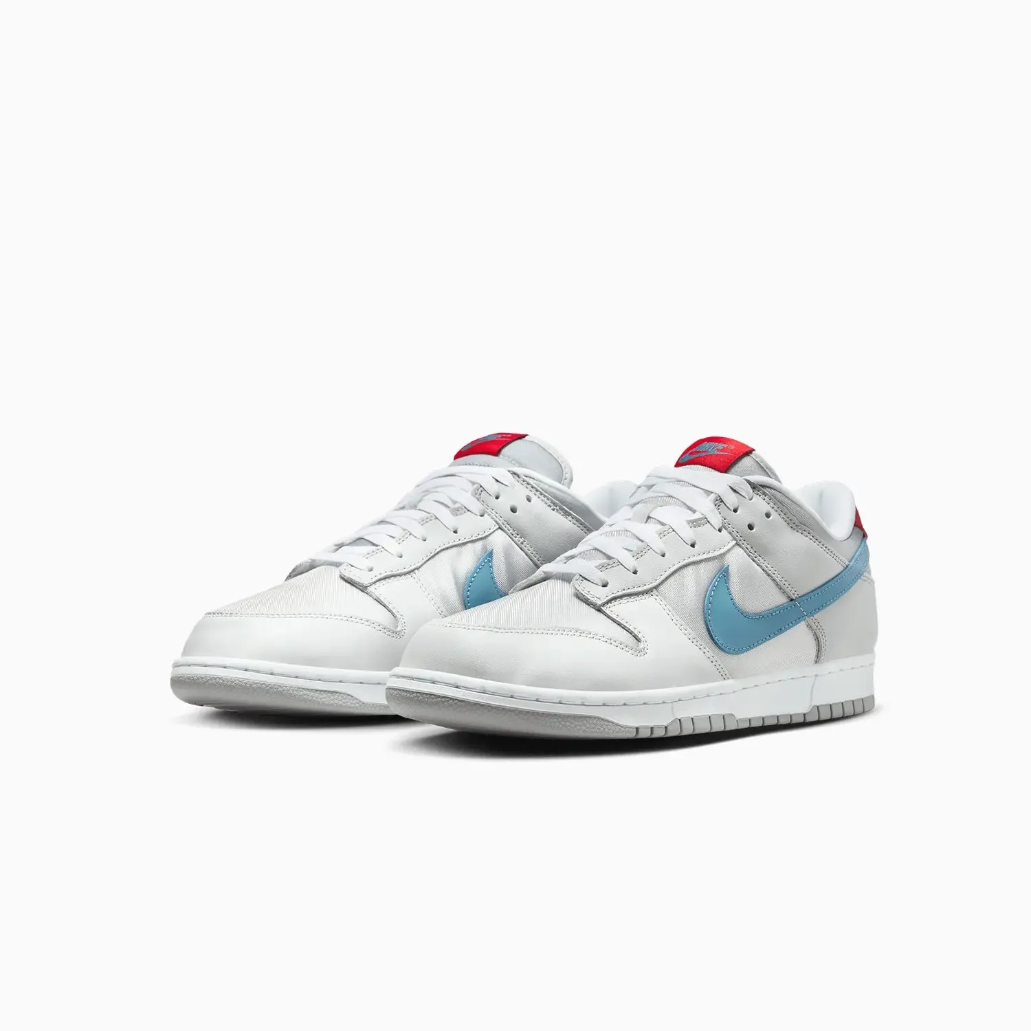 Men's Dunk Low "Silver Surfer"