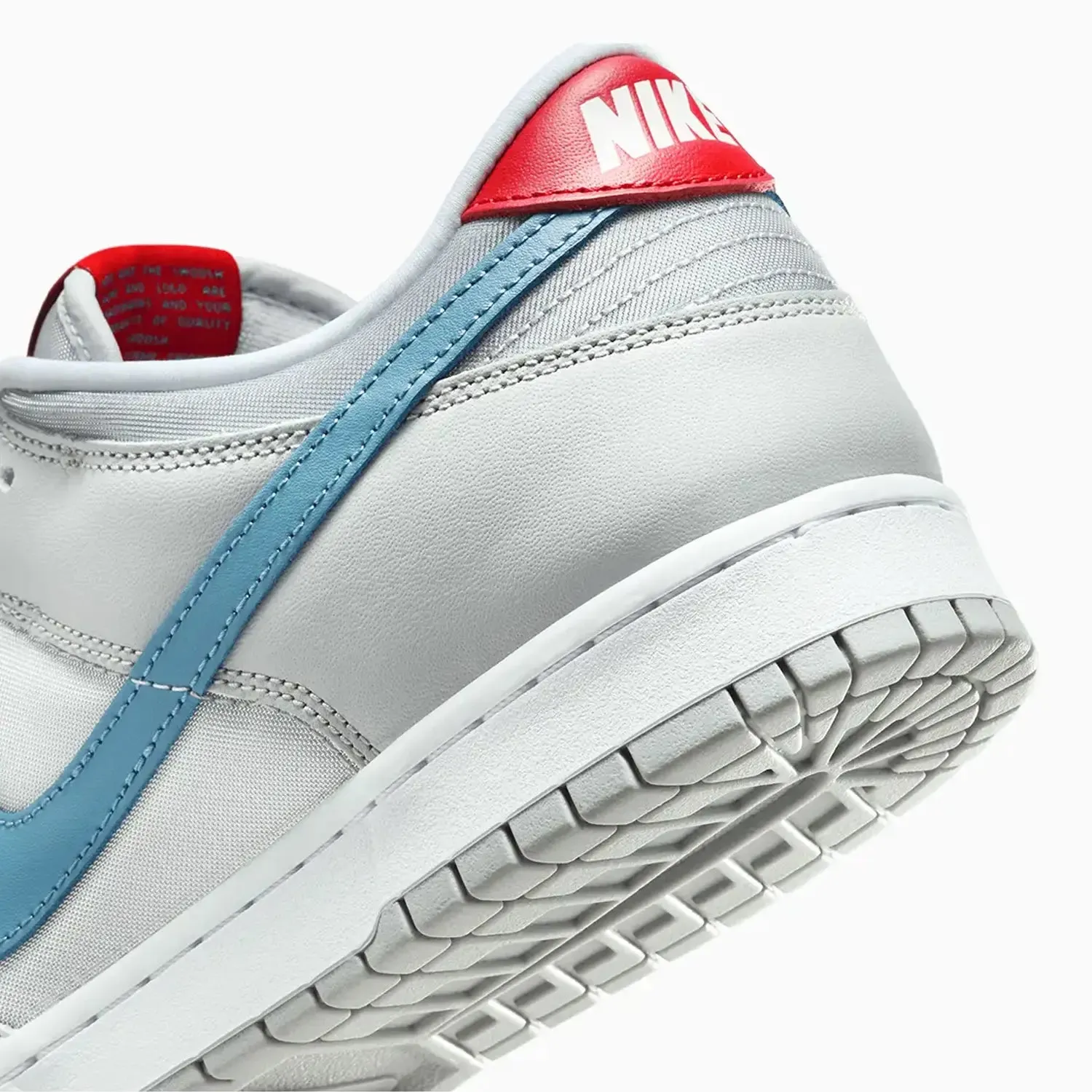 Men's Dunk Low "Silver Surfer"