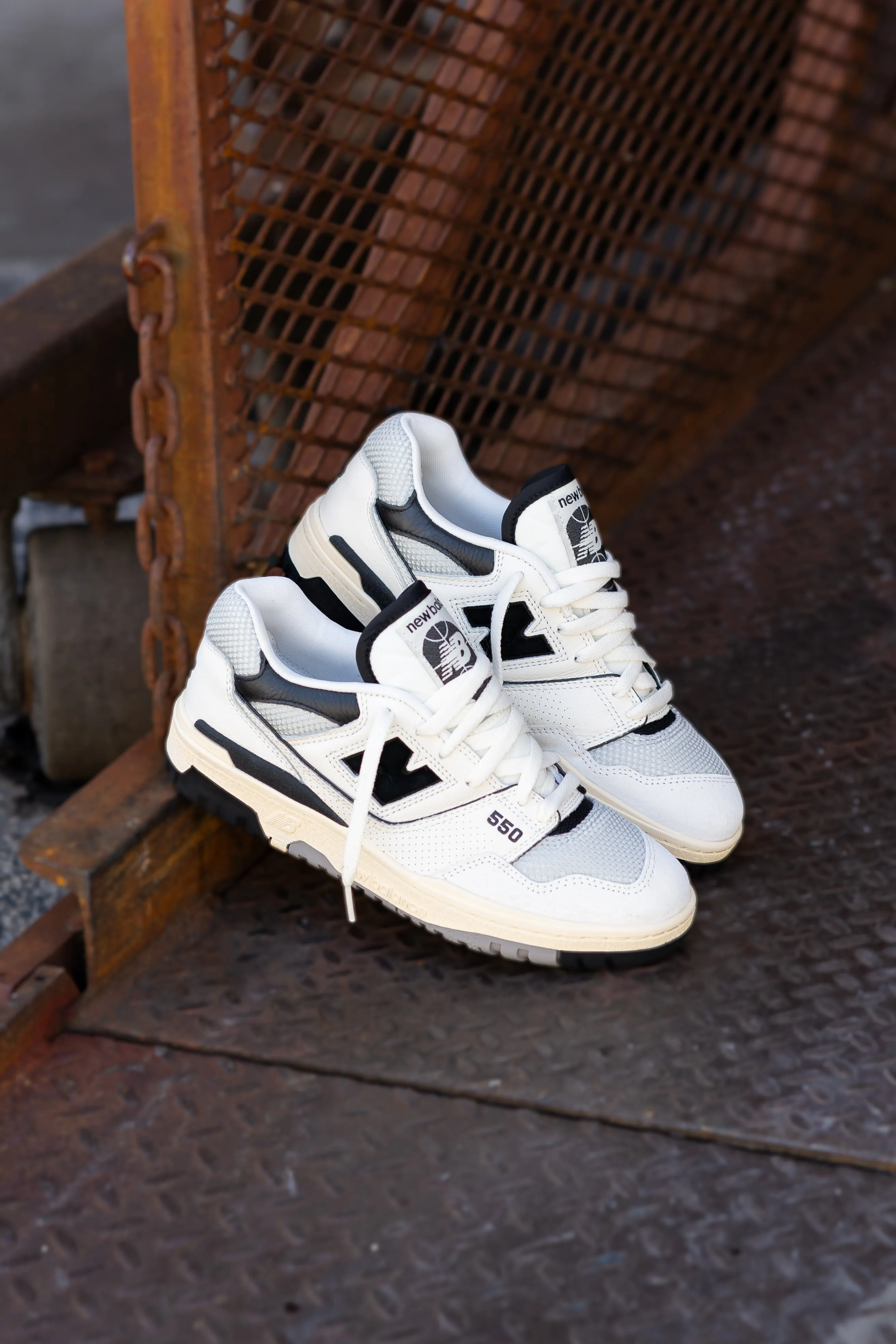 Mens New Balance 550 (White/Black) - BB550CPC