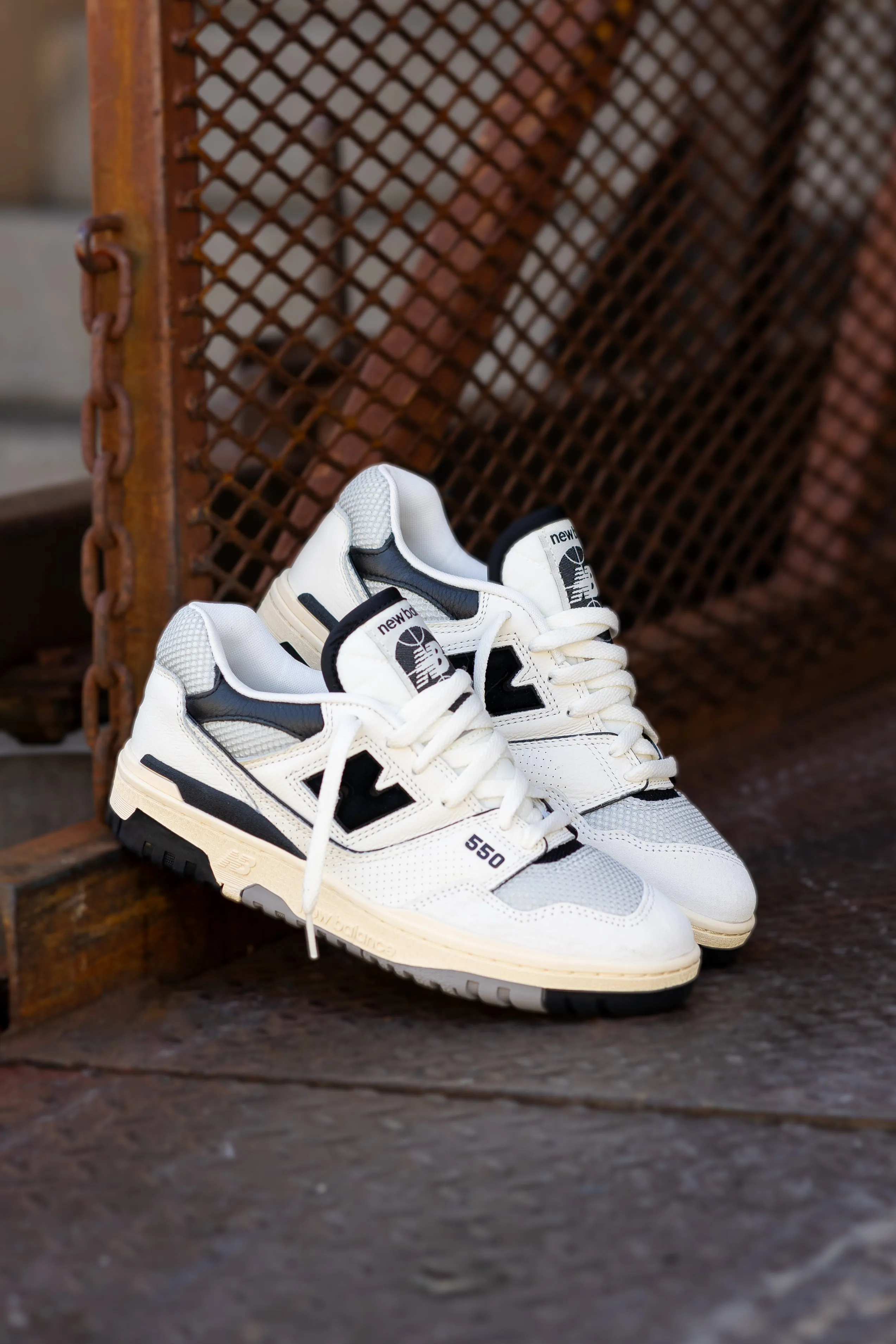 Mens New Balance 550 (White/Black) - BB550CPC