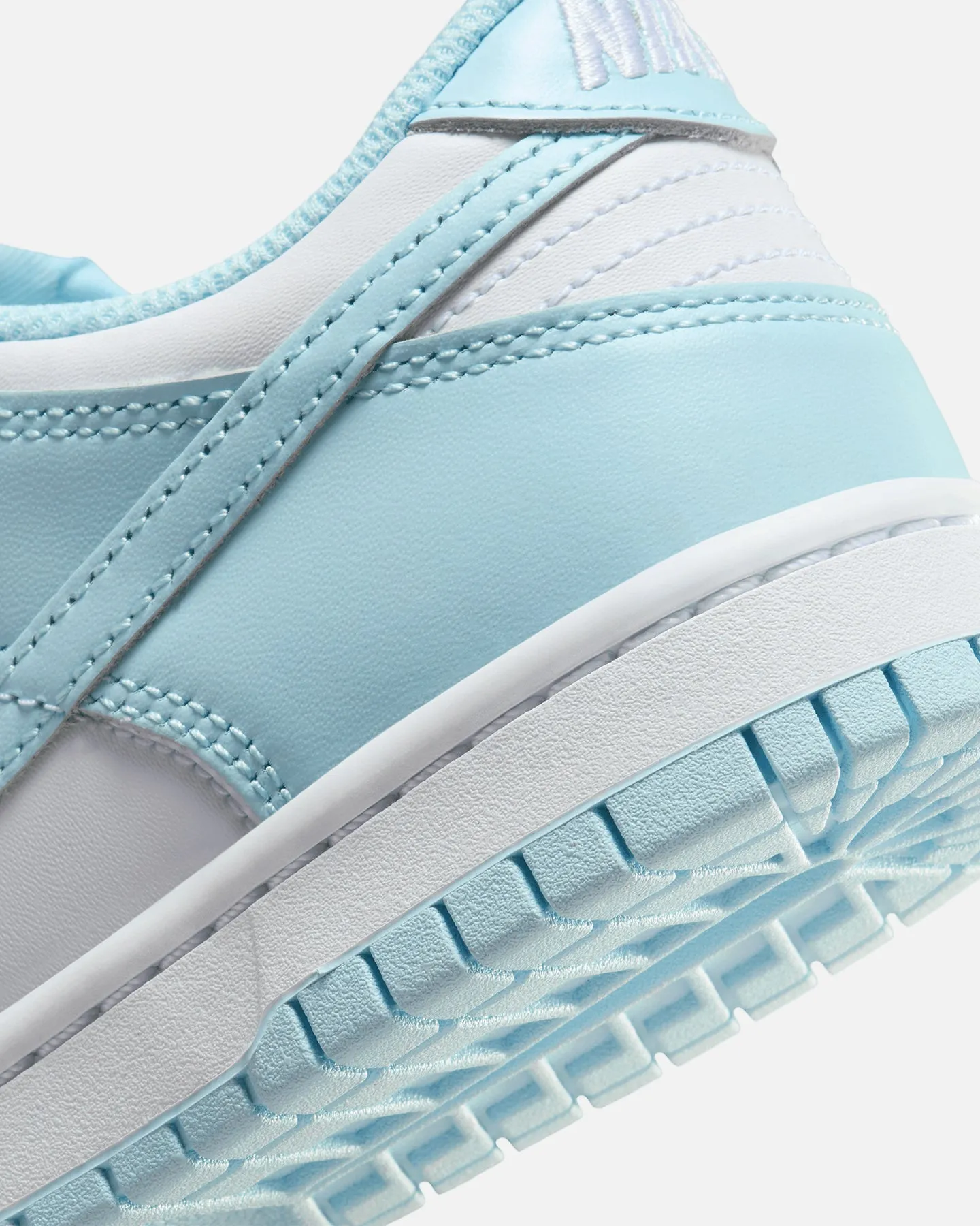 Nike Kids' Dunk Low (GS) White/Glacier Blue