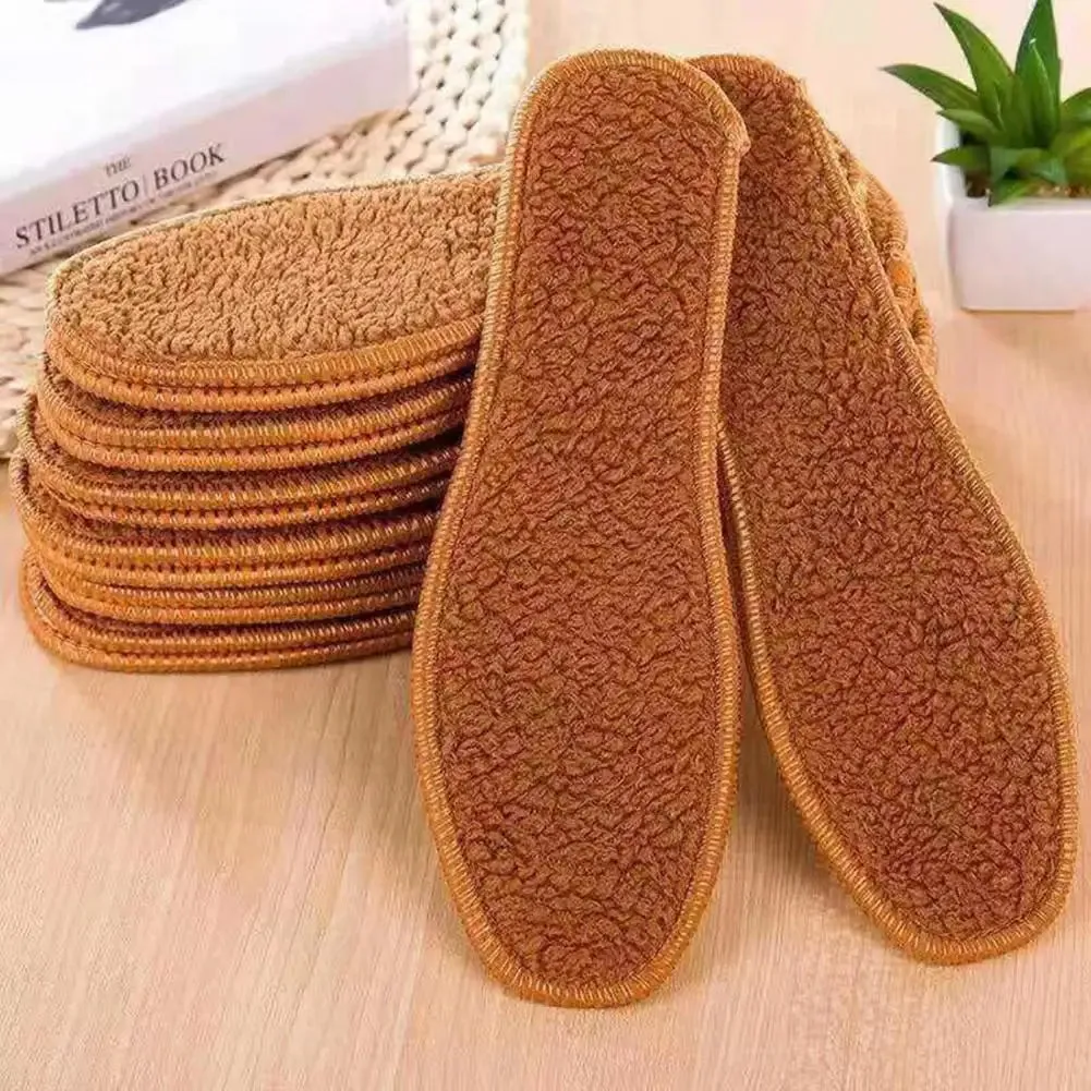 Shoe Insoles Faux Wool Soft Sweat-absorbing Women Men Keep Warm Thermal Insert Insoles.